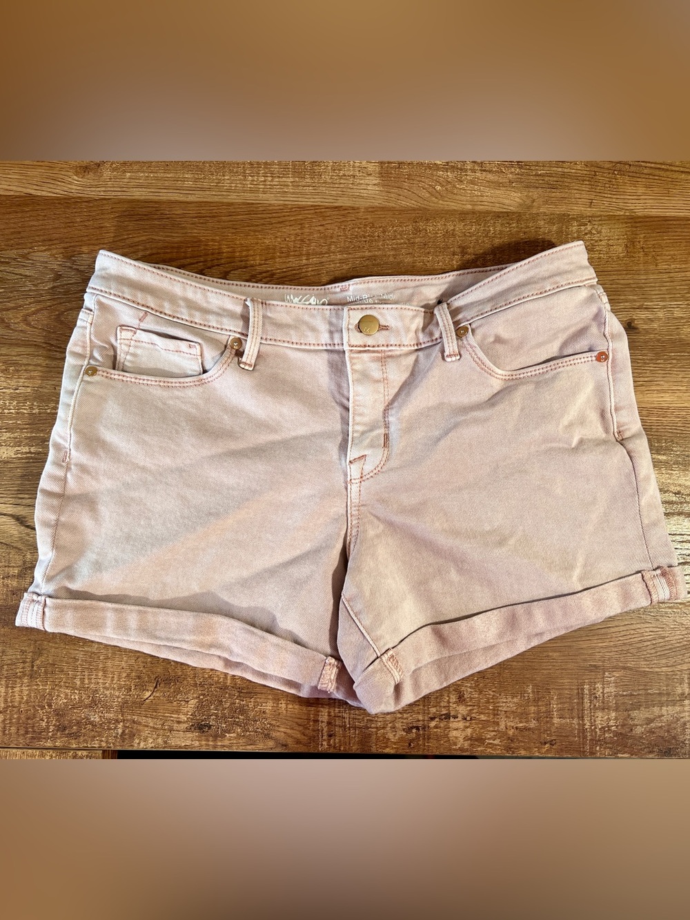 Mossimo Women's Light Pink Roll-Hem Jean Shorts Mid-rise‎ Midi Super Stretch